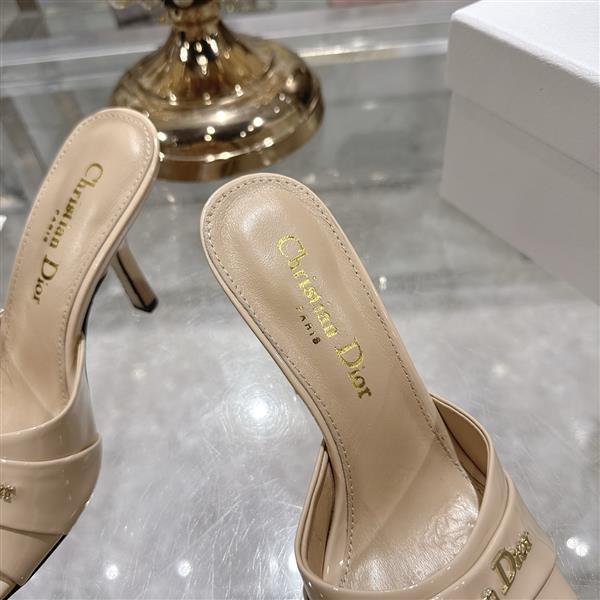 20251128184321333 250